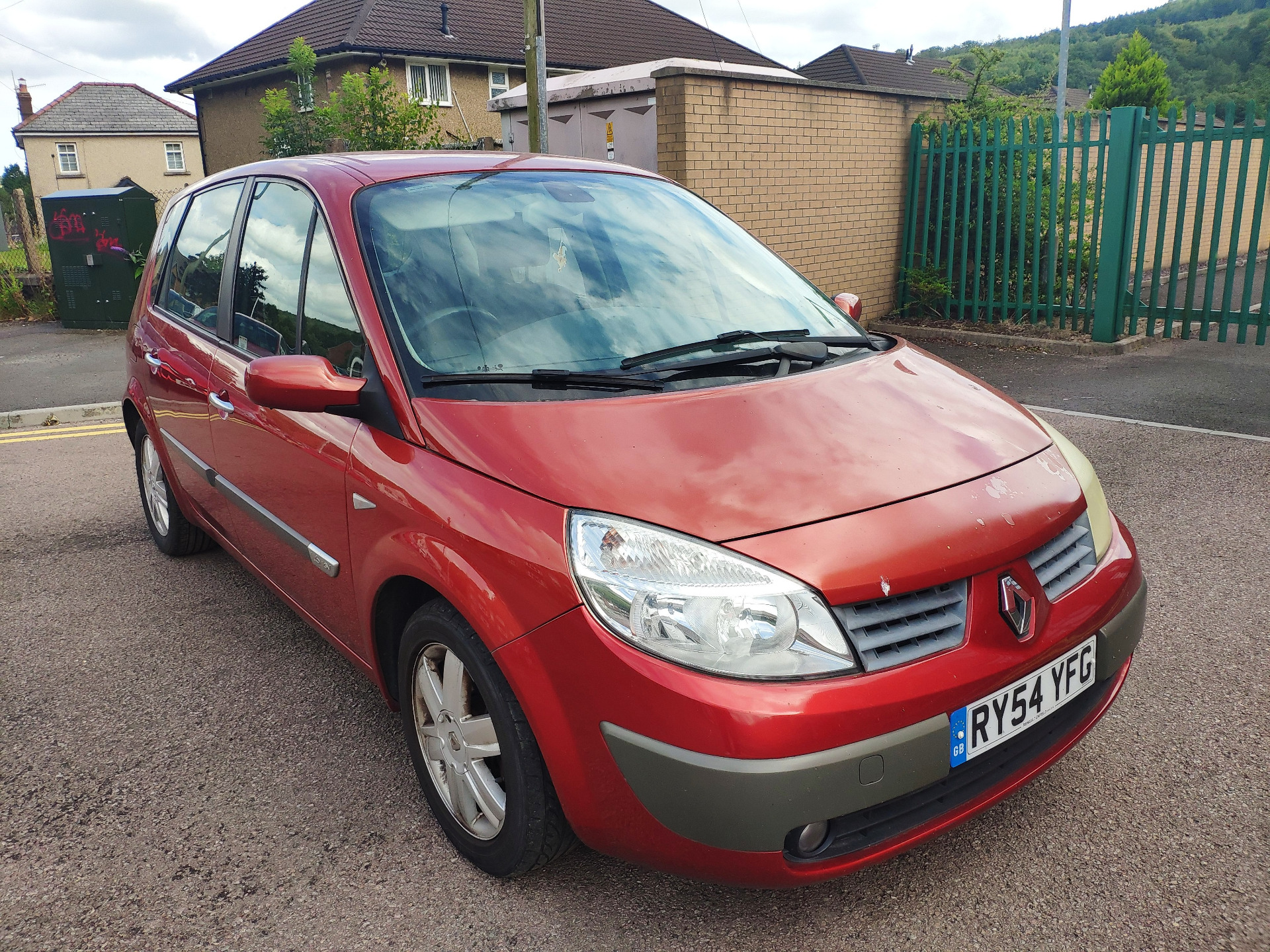 Used RENAULT SCENIC DYNAMIQUE 16V, RED, 1.6, SUV, Newport