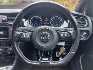 VOLKSWAGEN GOLF R - 2220 - 26