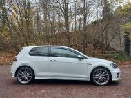 VOLKSWAGEN GOLF R - 2220 - 41