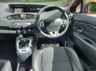 RENAULT SCENIC DYNAMIQUE TOMTOM DCI - 2115 - 9
