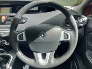 RENAULT SCENIC DYNAMIQUE TOMTOM DCI - 2115 - 17